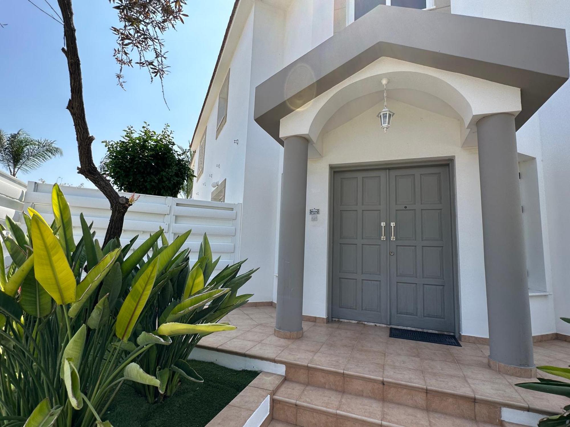 Villa Andy Larnaca Dış mekan fotoğraf